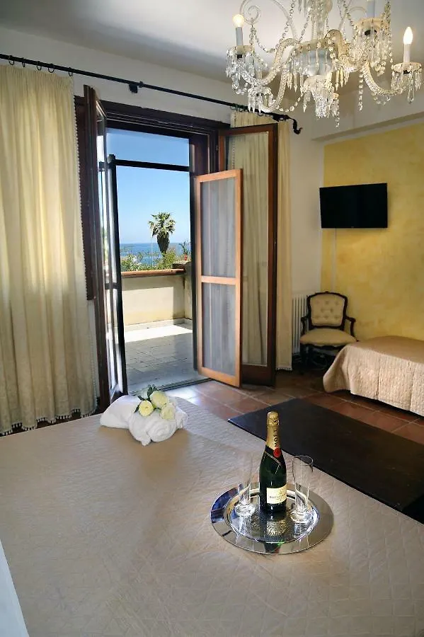 Villa Alba Mondello Palermo Guest house